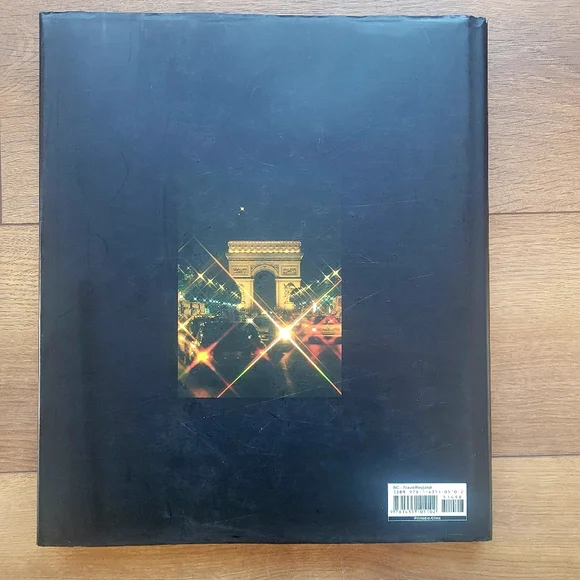 Large Coffee Table Book Of Paris (A City Revealed) - Picture 3 of 9